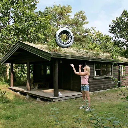 Two-bedroom Holiday In 17 Semesterbostad Laeso